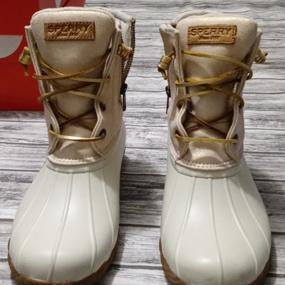Sperry rain boots